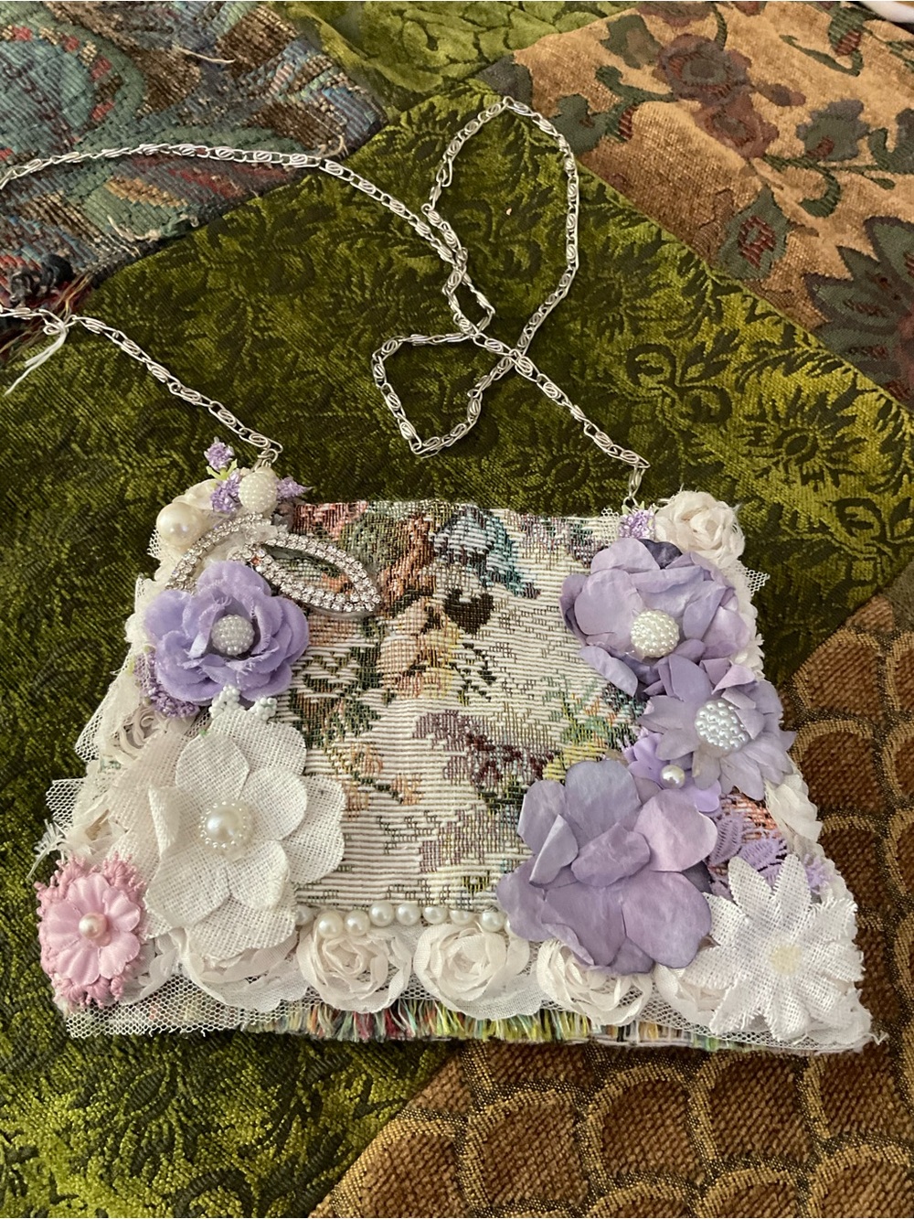 Floral Beaded Evening Crossbody Bag in Lavender and Cream